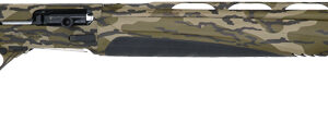 Beretta A400 Xtreme Plus 12 Gauge 26-inch shotgun in camo finish