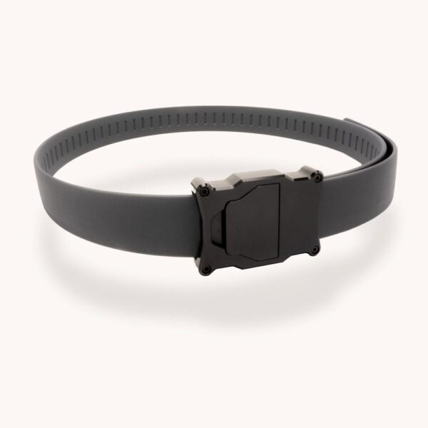 Stylish black adjustable belt with modern buckle.