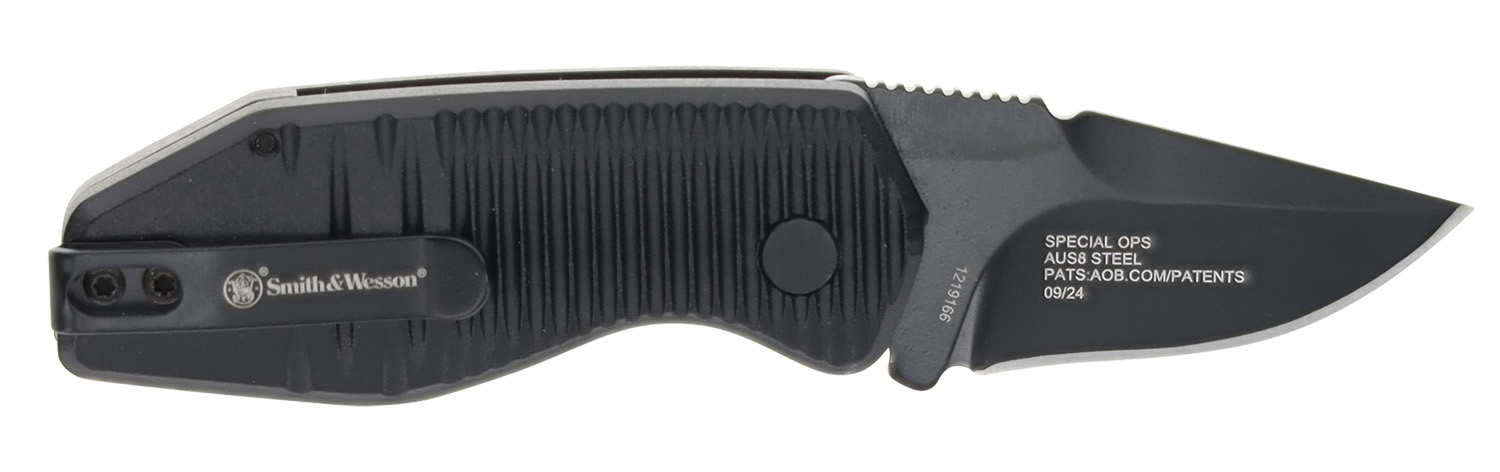 Black Smith & Wesson folding pocket knife