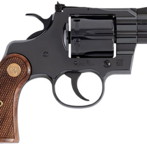 Revolver with wooden grip and black finish