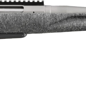 Detailed side view of a hunting rifle