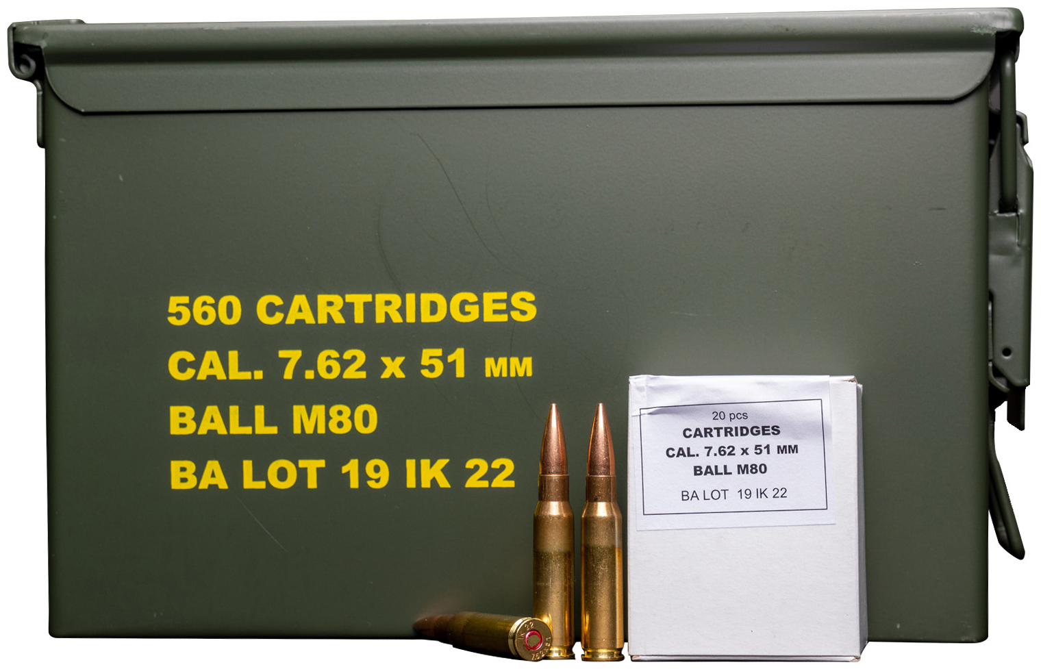 Military ammunition box with 7.62mm cartridges