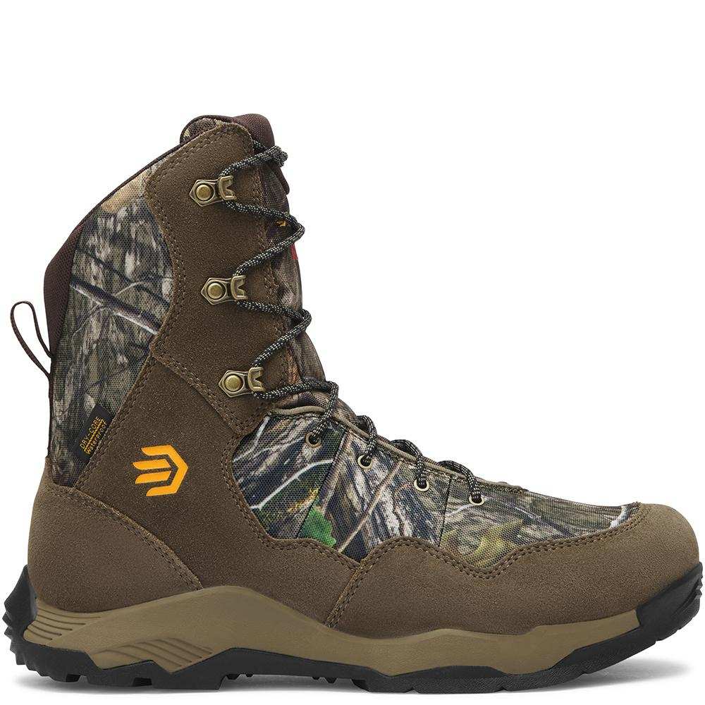 Camouflage hunting boot with rugged sole