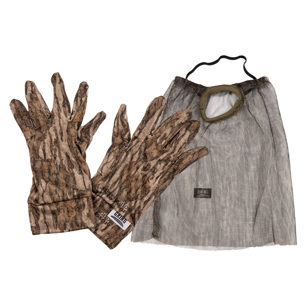 Camouflage gloves and mesh hunting face mask