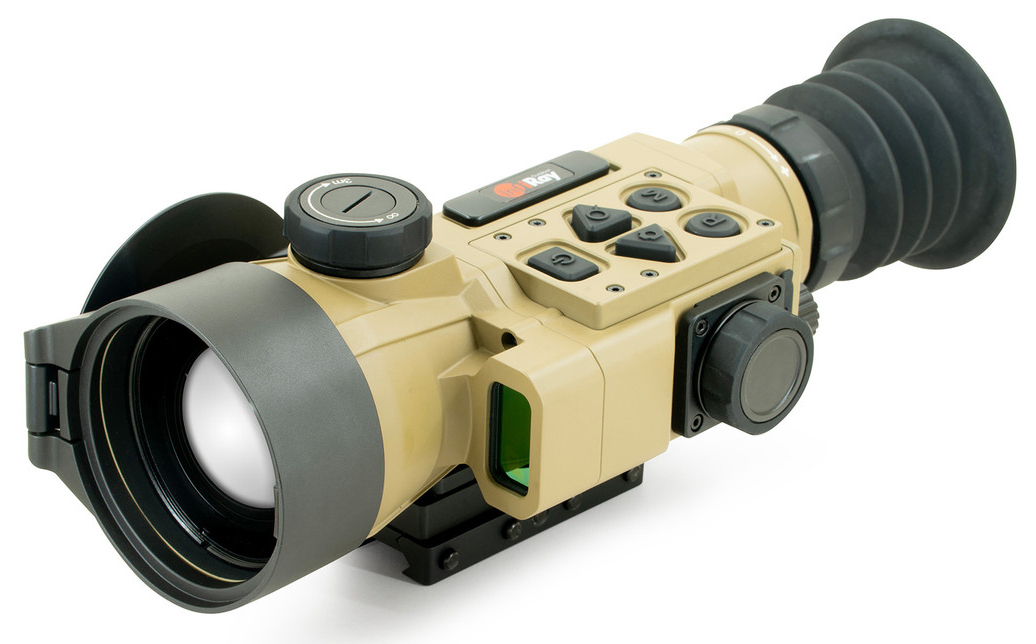 Tactical thermal imaging scope with controls