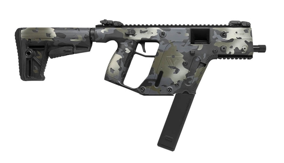 Camouflage submachine gun with extended magazine and stock