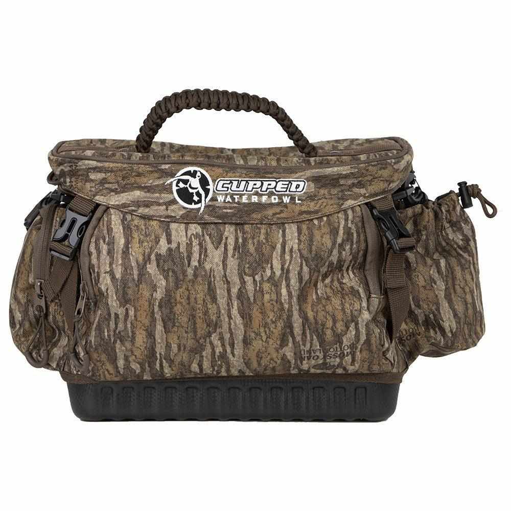 Camouflage waterfowl hunting gear bag with handle