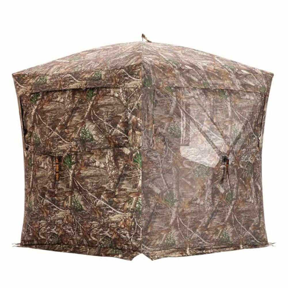 Camouflage hunting blind tent with mesh windows