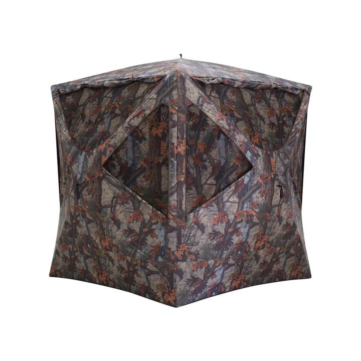Camouflage hunting blind tent with window openings