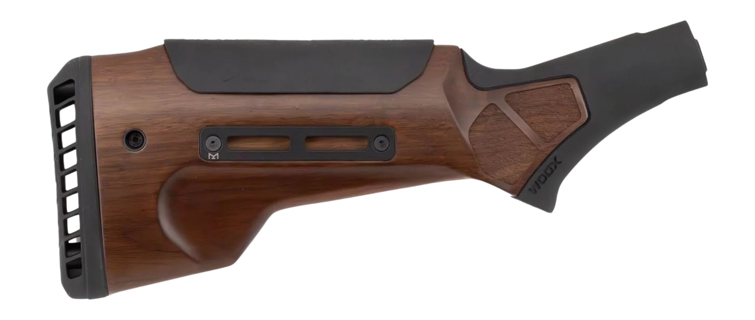 Wooden rifle stock with black rubber buttpad